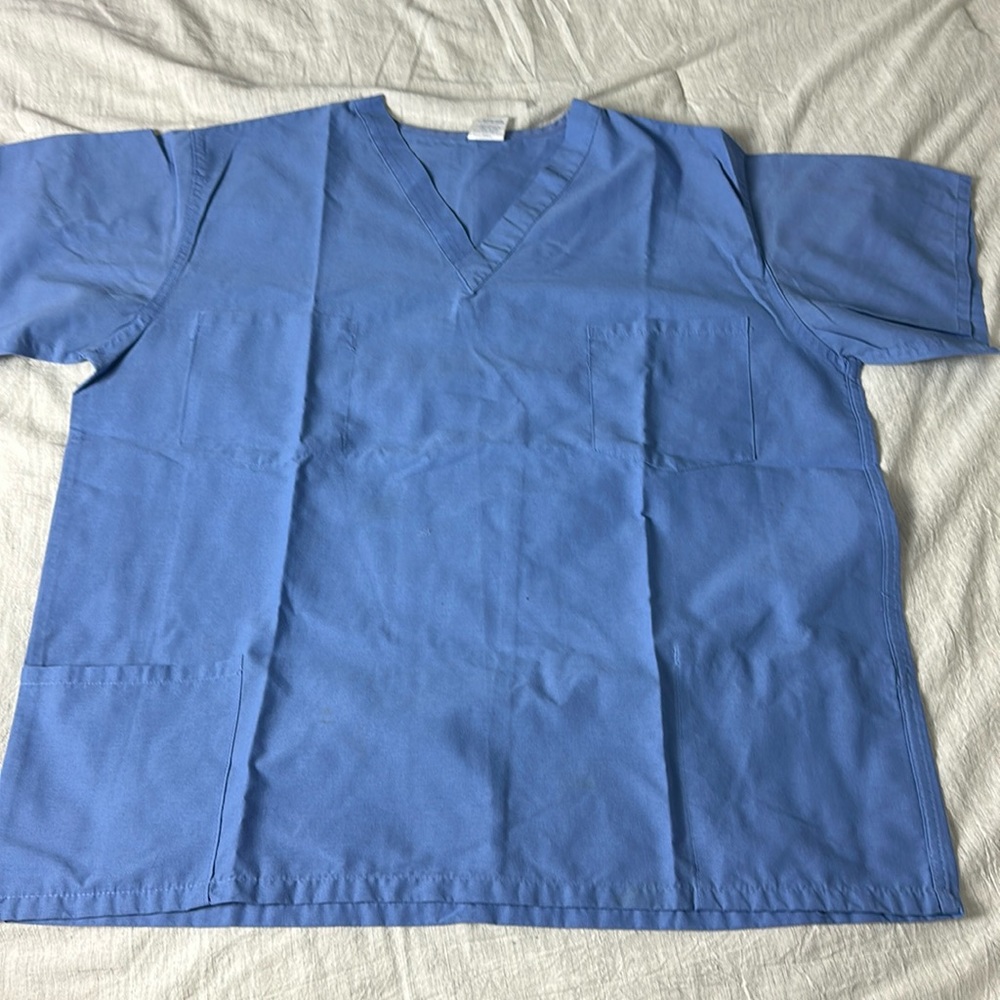 Nursing scrub reversible top blue size large